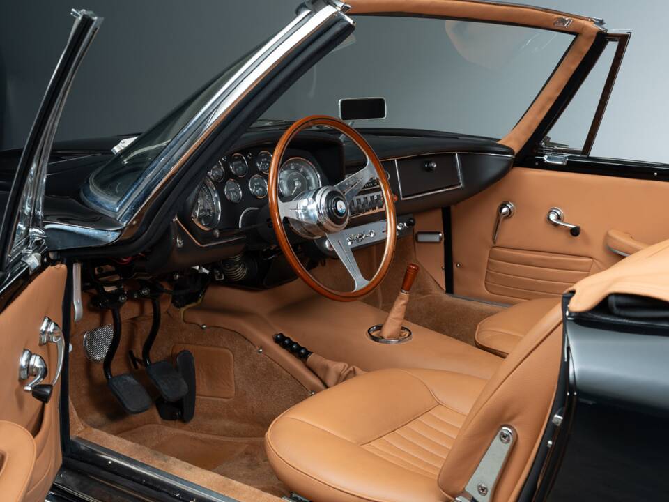 Imagen 16/36 de Maserati Mistral 3700 Spyder (1965)