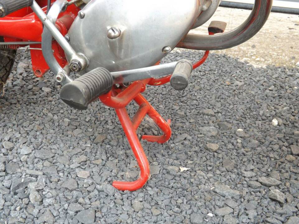 Bild 22/50 von Benelli Leoncino 2T (1959)