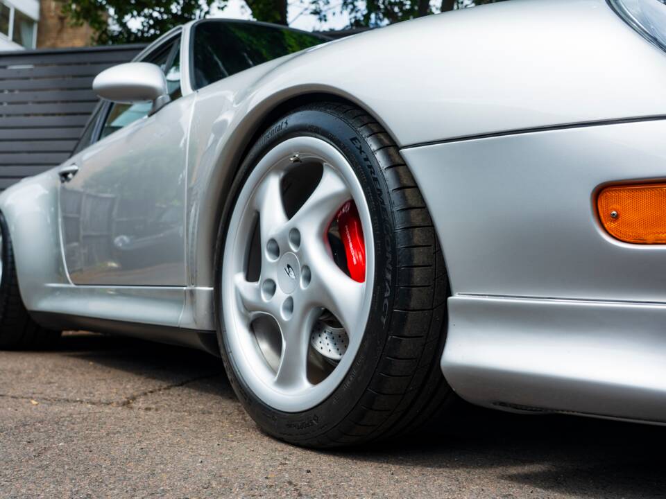 Bild 53/58 von Porsche 911 Carrera 4S (1996)