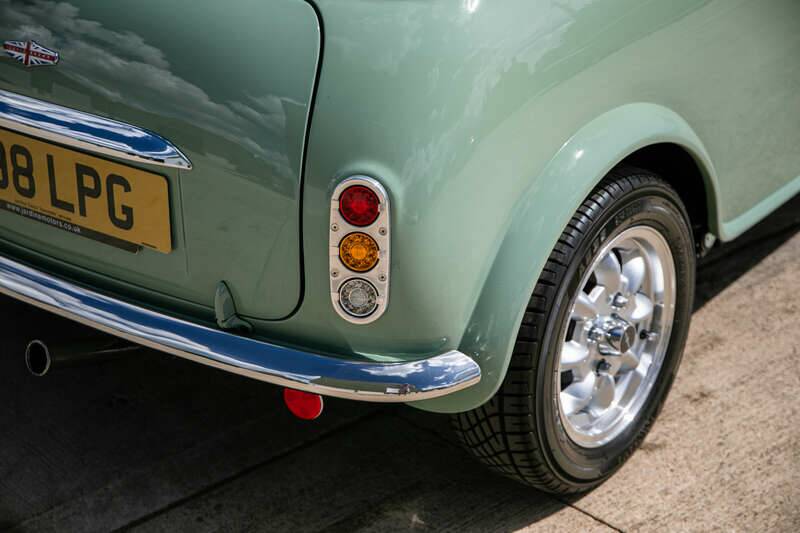 Bild 29/33 von Rover Mini 1.3i (1997)