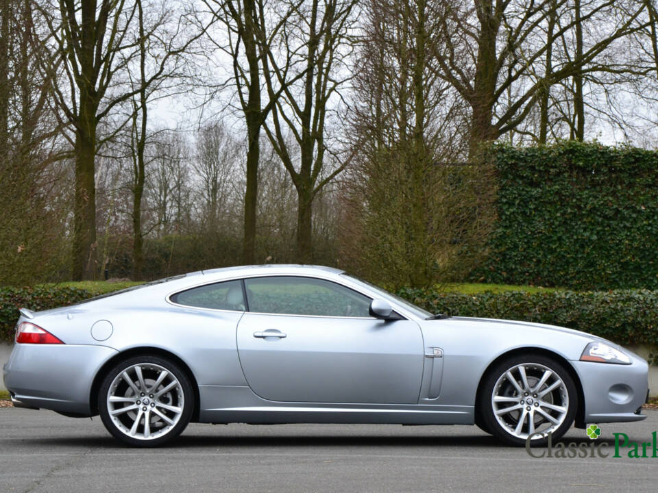 Image 6/50 de Jaguar XK 4.2 (2006)