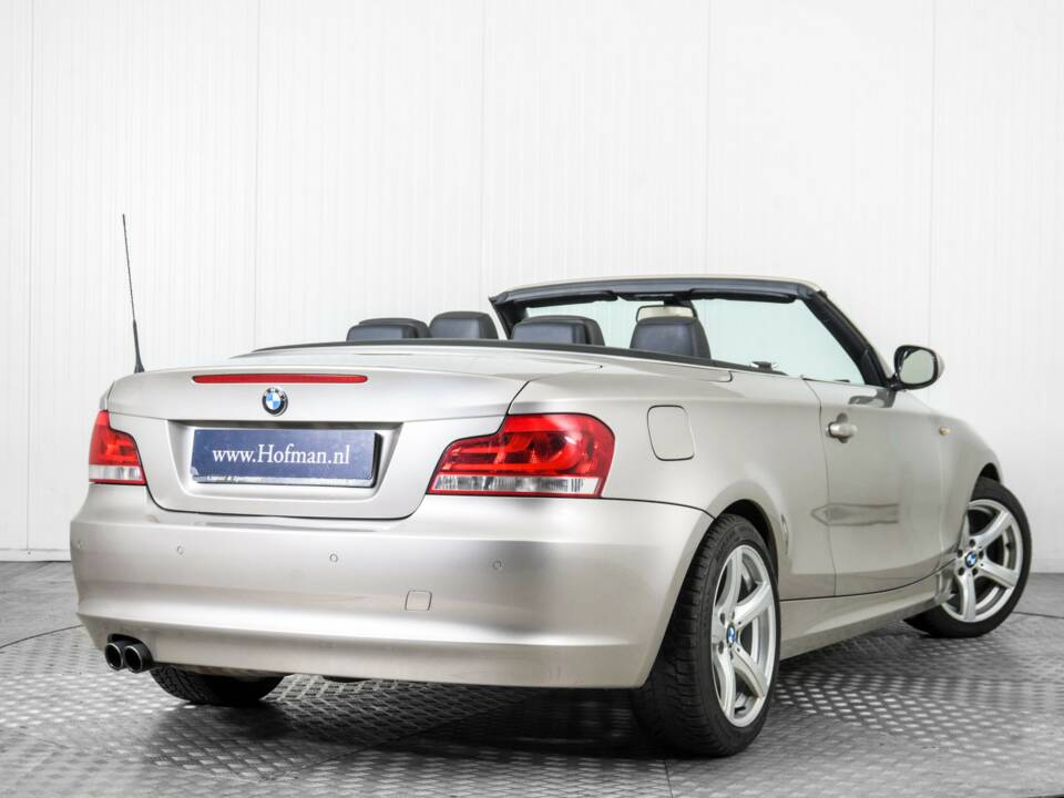 Immagine 45/50 di BMW 125i (2011)