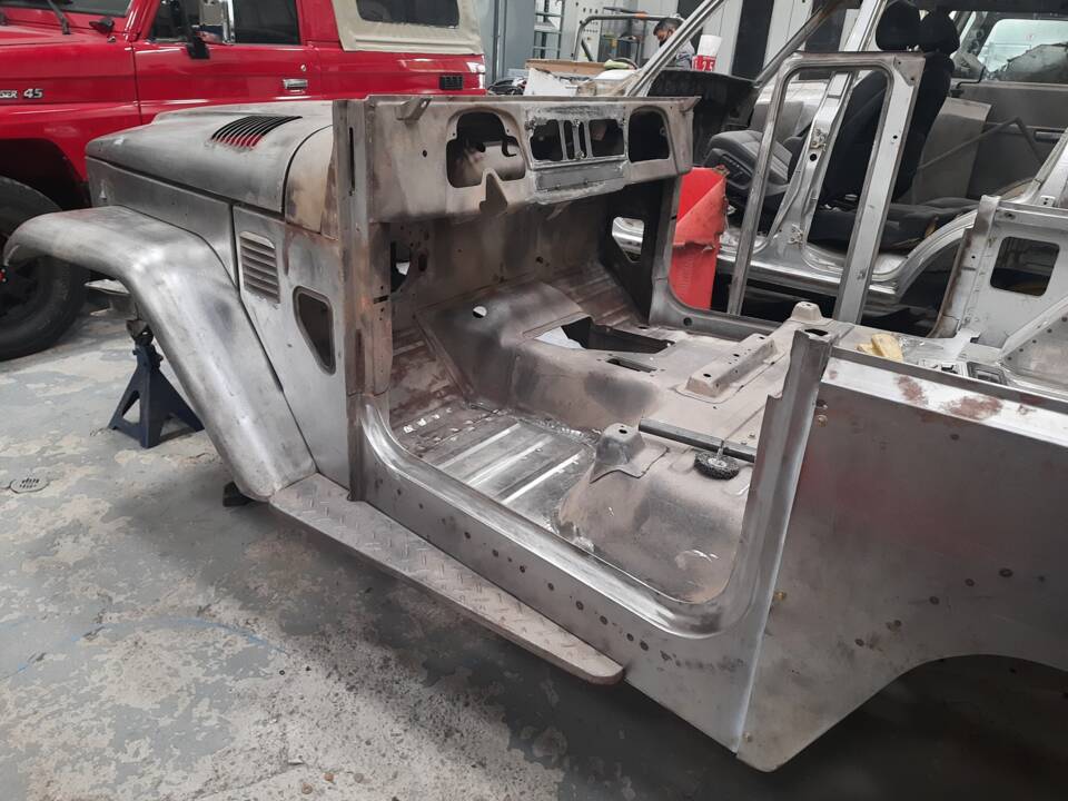 Immagine 20/27 di Toyota Land Cruiser FJ 40 (1982)
