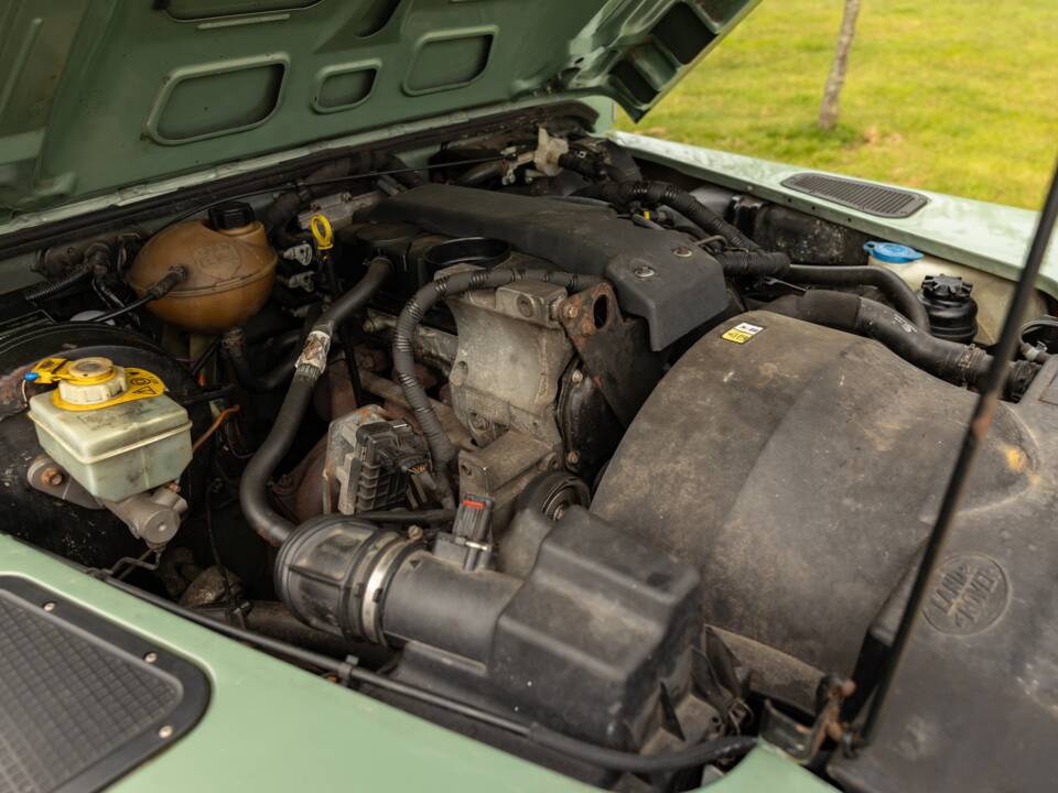 Afbeelding 22/44 van Land Rover Defender 90 (2008)