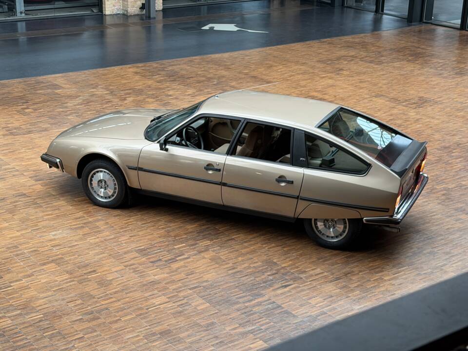Image 6/43 de Citroën CX 25 GTi (1984)