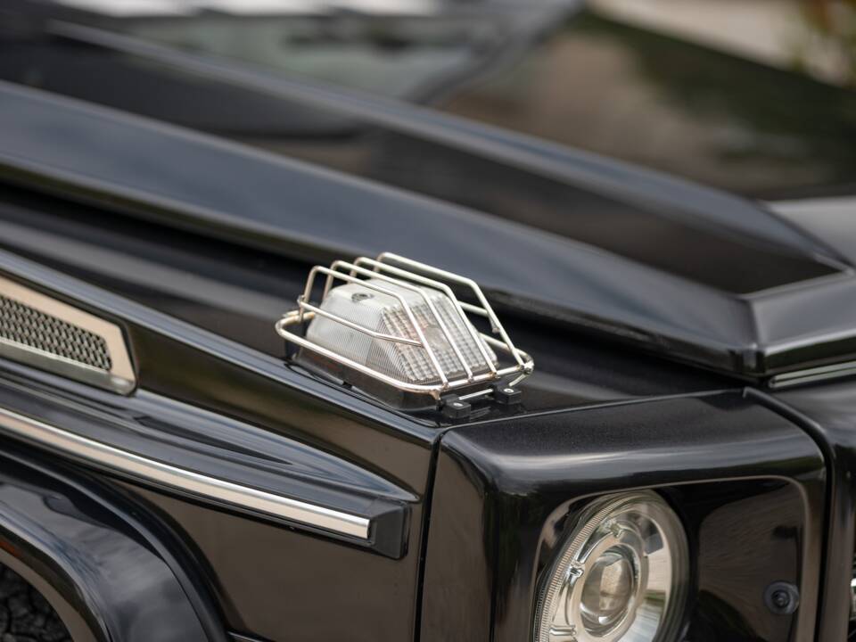 Bild 19/50 von Mercedes-Benz G 500 (kurz) (2000)