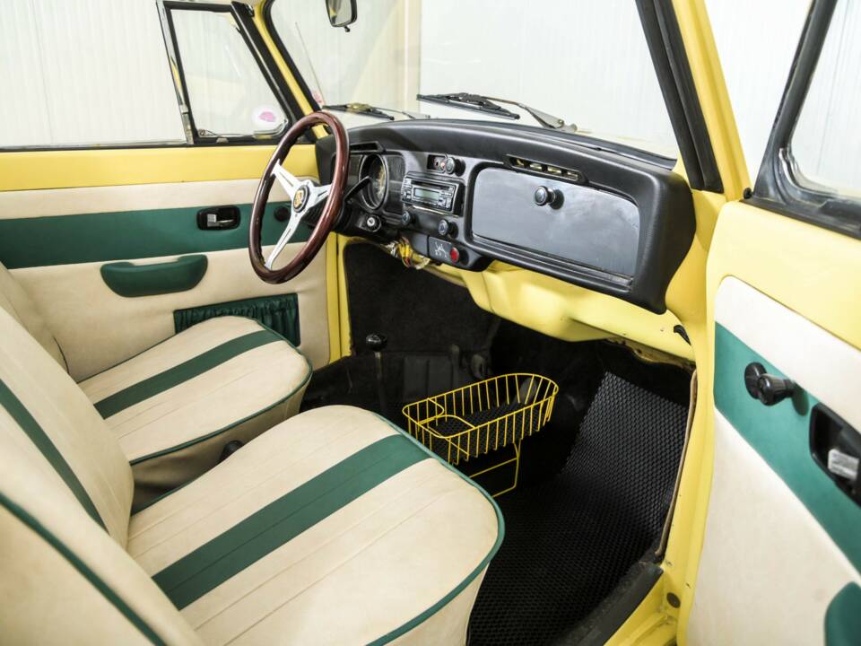 Immagine 12/50 di Volkswagen Käfer 1302 (1971)