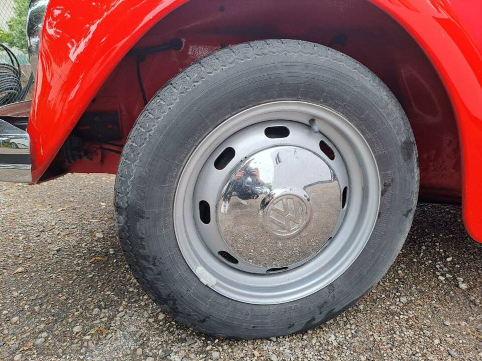 Immagine 28/33 di Volkswagen Beetle 1200 L (1980)