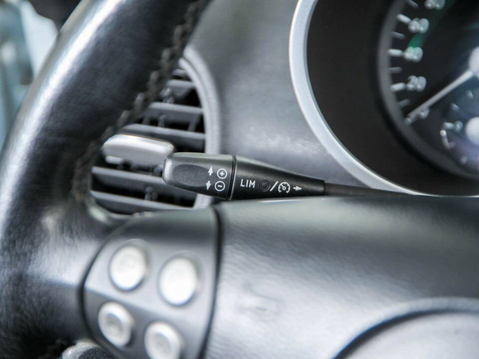 Immagine 33/50 di Mercedes-Benz SLK 200 Kompressor (2004)