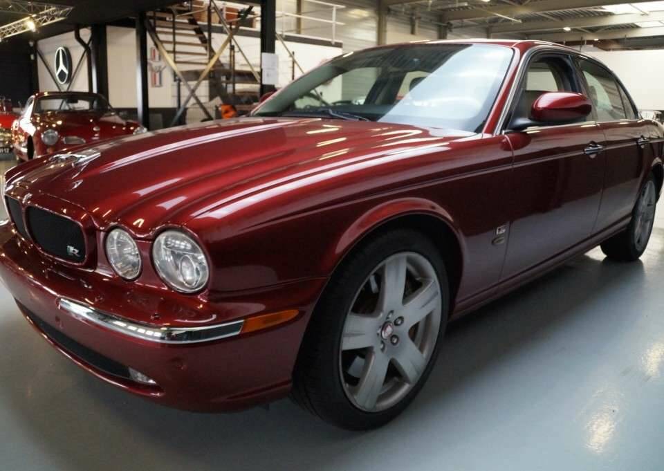 Imagen 43/50 de Jaguar XJR (2007)