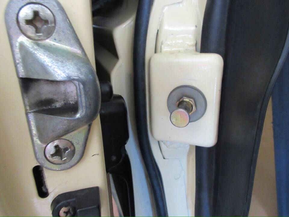 Image 27/40 of Volkswagen T3 Caravelle 2.0 (1987)
