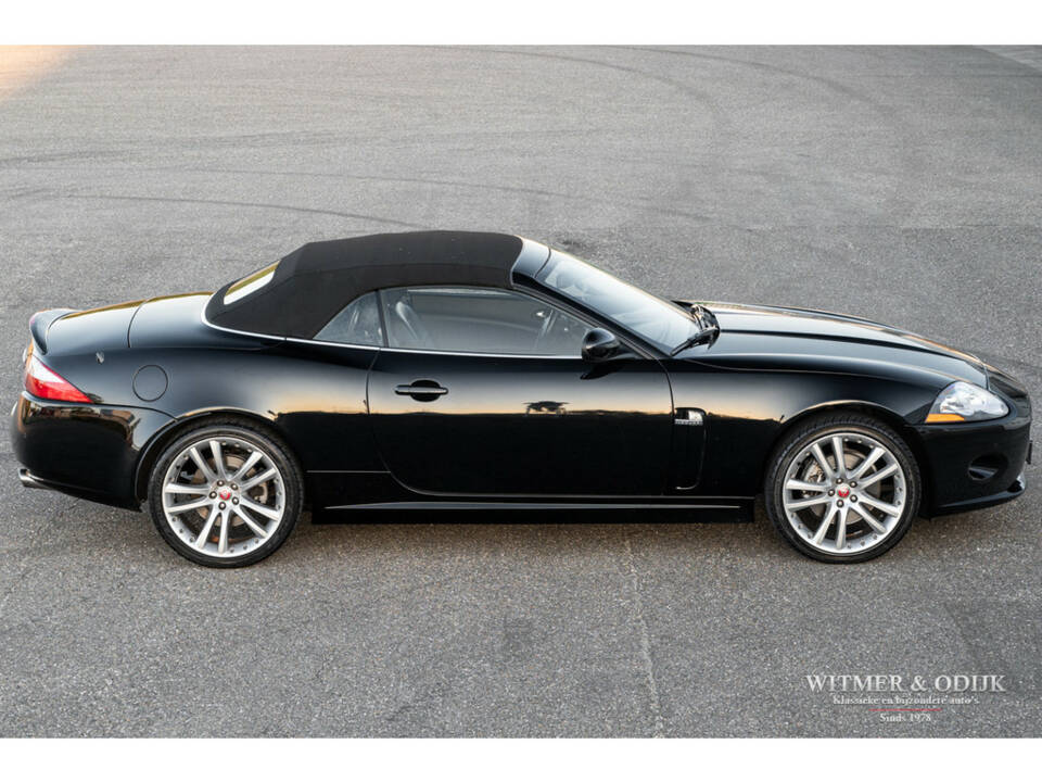 Image 3/37 of Jaguar XK 4.2 (2006)