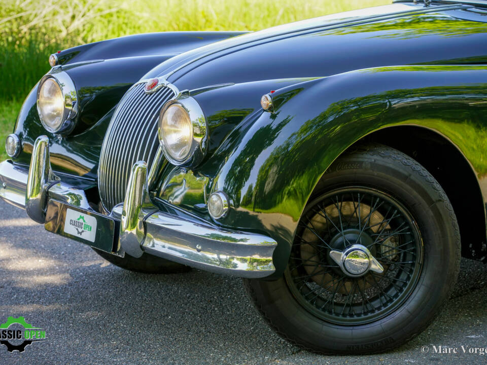 Image 30/53 of Jaguar XK 150 FHC (1958)