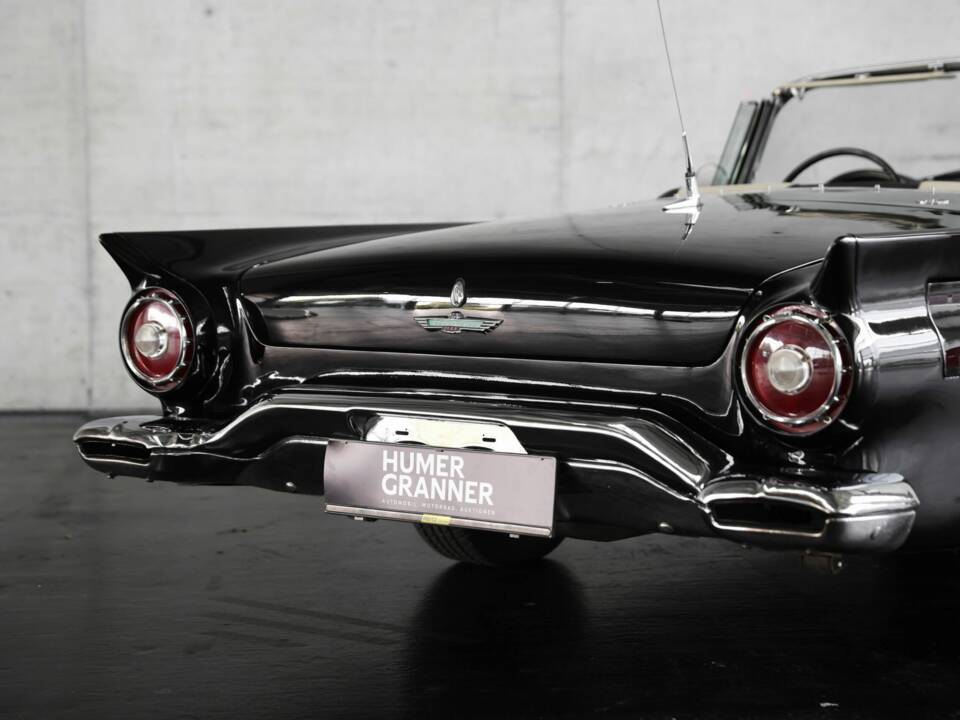 Immagine 38/50 di Ford Thunderbird (1957)