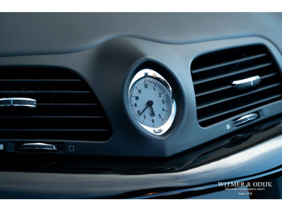 Imagen 36/42 de Maserati GranCabrio 4.7 (2010)