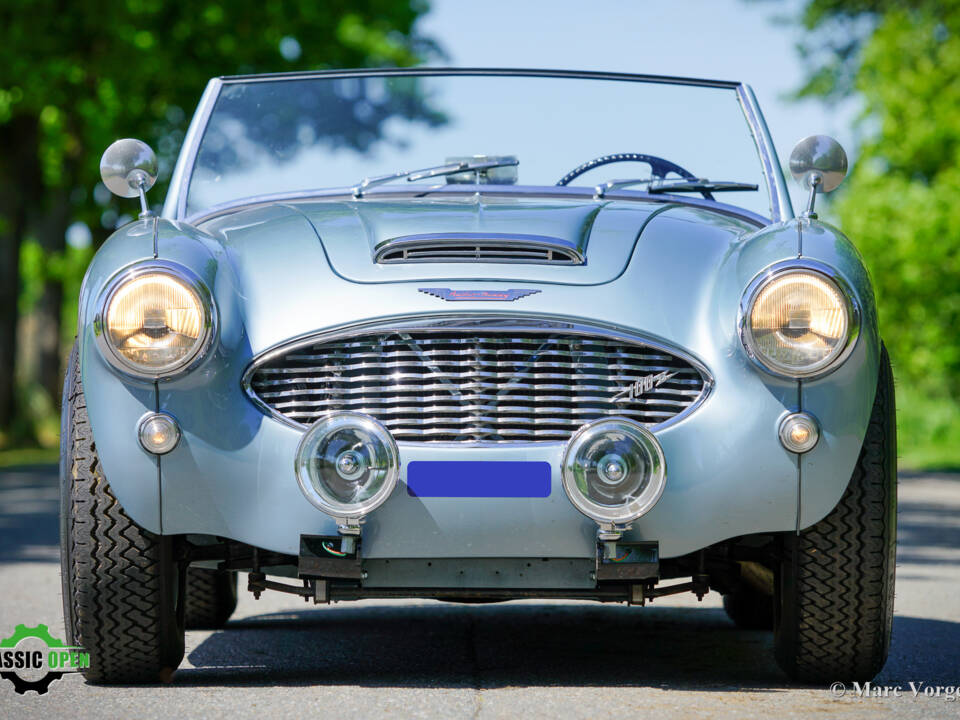 Image 2/51 of Austin-Healey 100&#x2F;6 (BN4) (1958)
