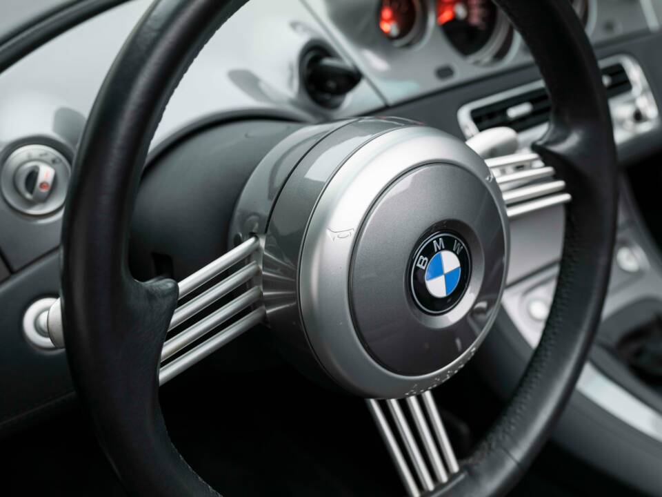 Image 38/80 de BMW Z8 (2000)