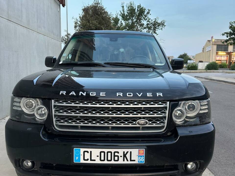 Bild 7/12 von Land Rover Range Rover 4.4 TDV8 Vogue SE (2012)