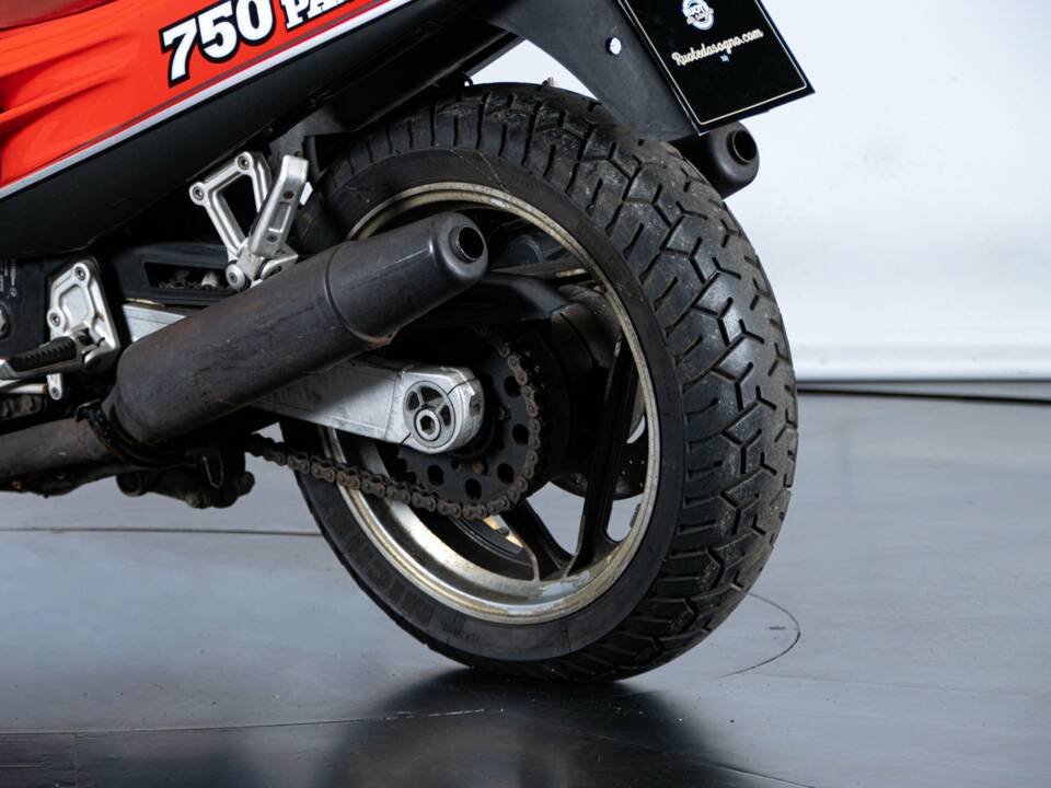 Imagen 13/45 de Ducati 750 Paso (1988)