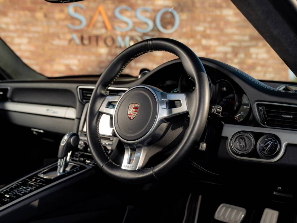 Immagine 57/71 di Porsche 911 Carrera S (2014)