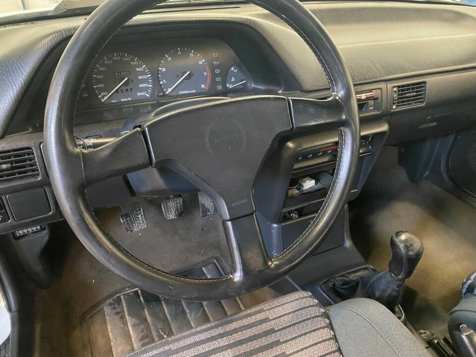 Image 2/8 of Mazda 323 GT-R (1992)