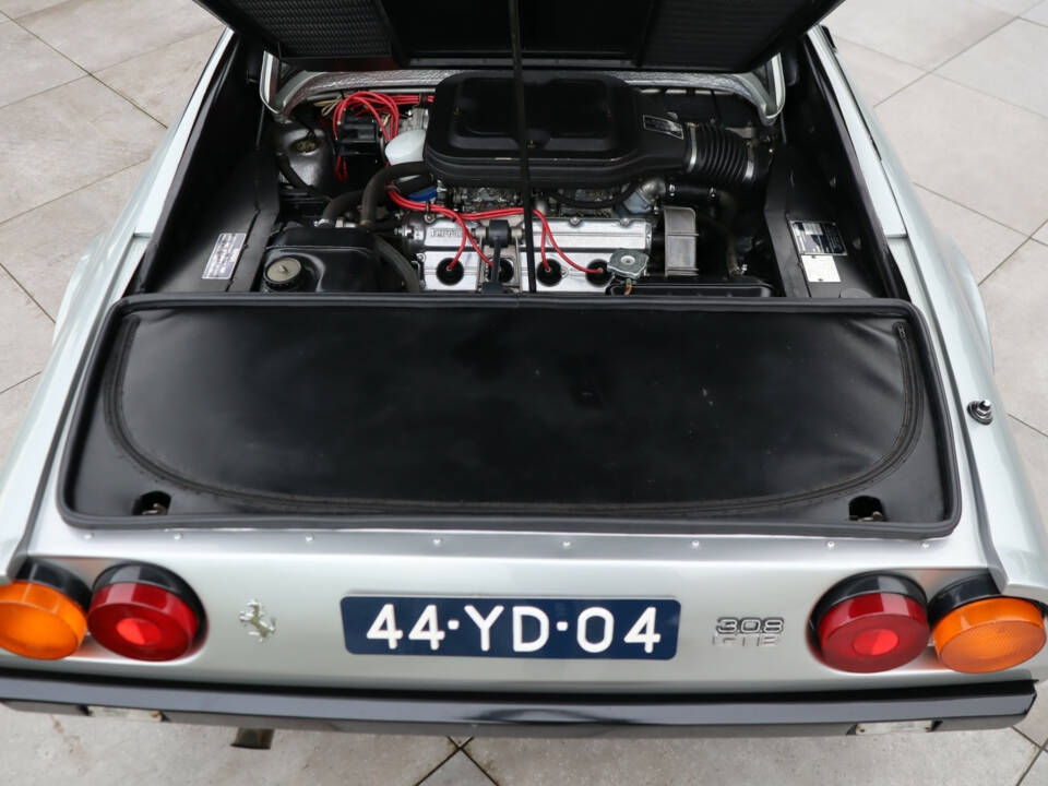 Image 13/50 of Ferrari 308 GTB (1977)