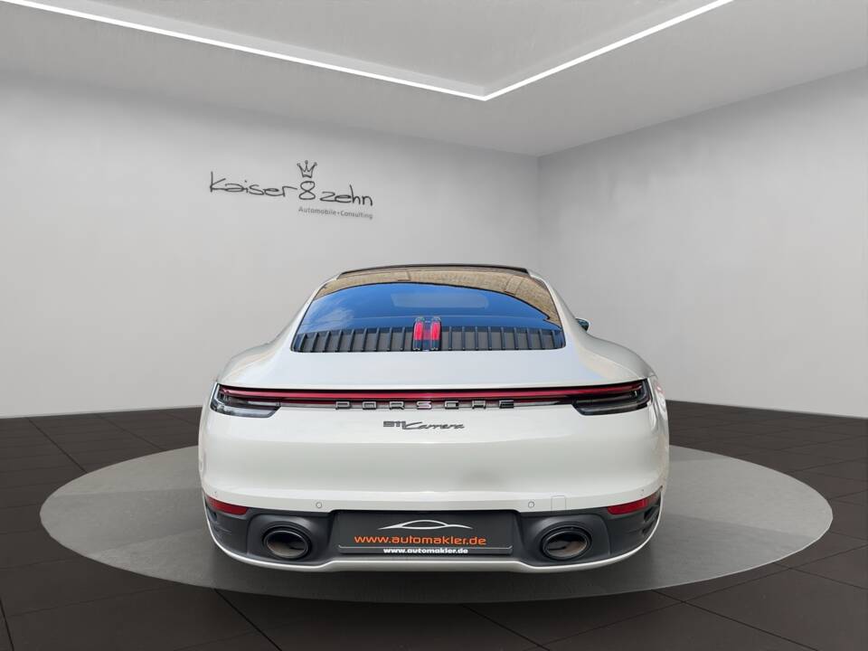 Imagen 7/24 de Porsche 911 Carrera (2021)