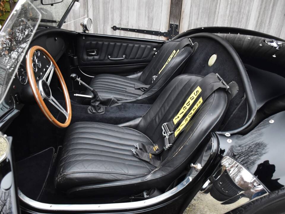 Immagine 21/34 di AC Cobra Mk IV (1985)