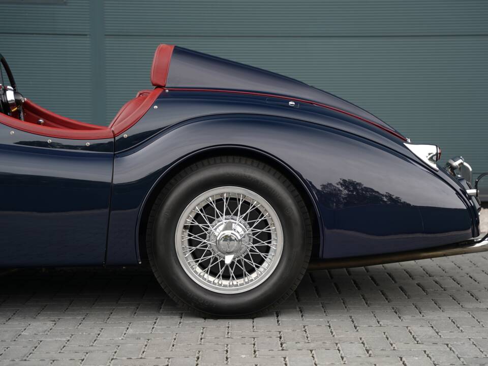 Bild 10/50 von Jaguar XK 120 SE OTS (1954)