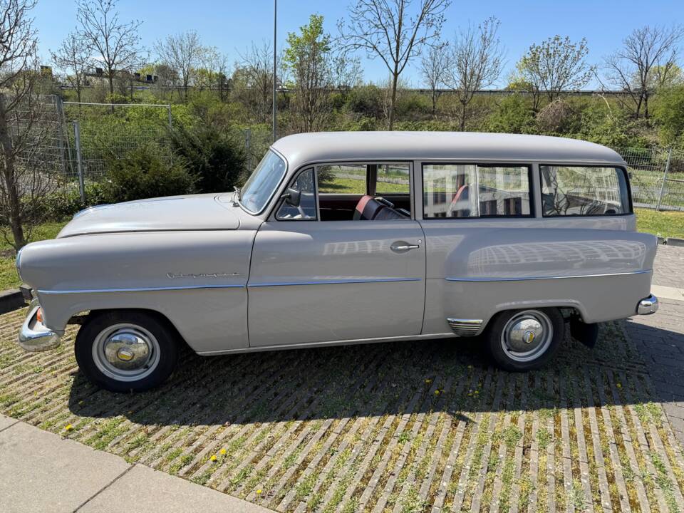 Bild 2/13 von Opel Olympia Rekord Caravan (1954)