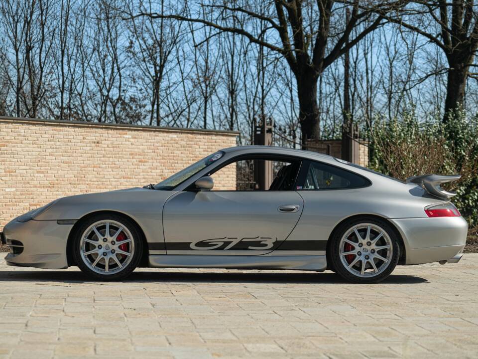 Immagine 4/50 di Porsche 911 GT3 (2000)