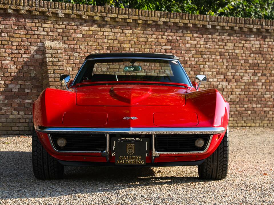 Image 7/50 of Chevrolet Corvette Stingray (1969)