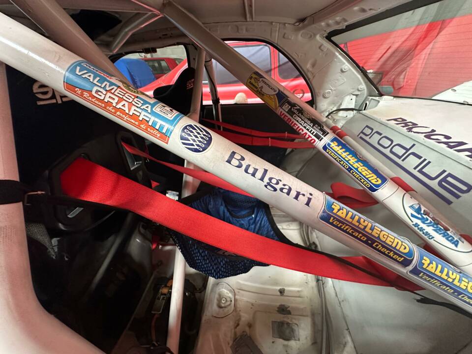 Image 17/22 of Subaru Impreza GT Turbo (1997)