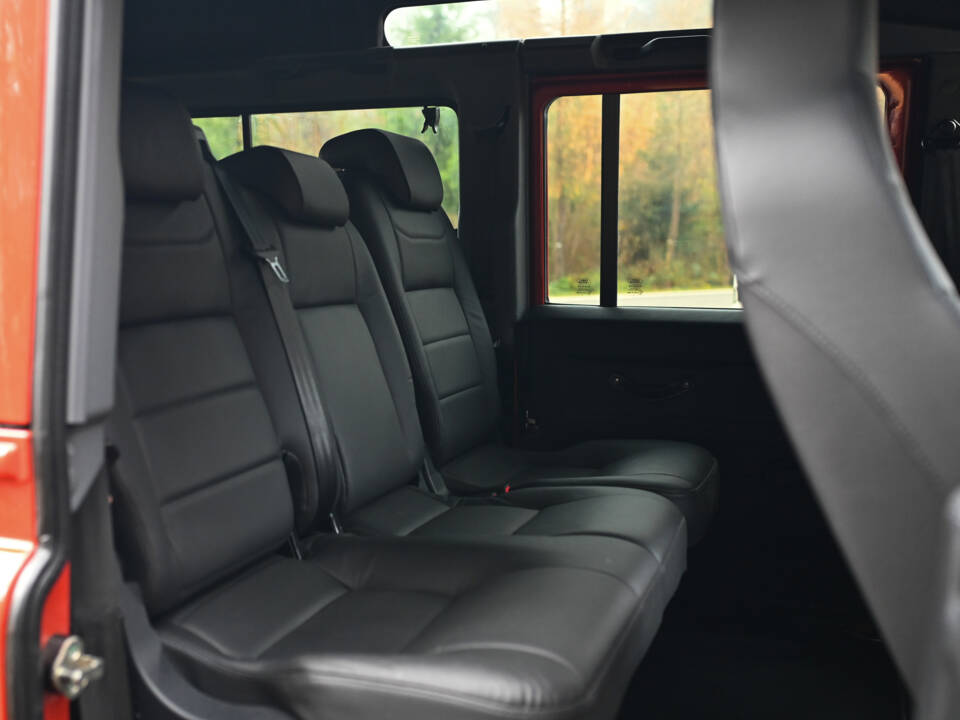 Image 31/39 of Land Rover Defender 110 (2015)