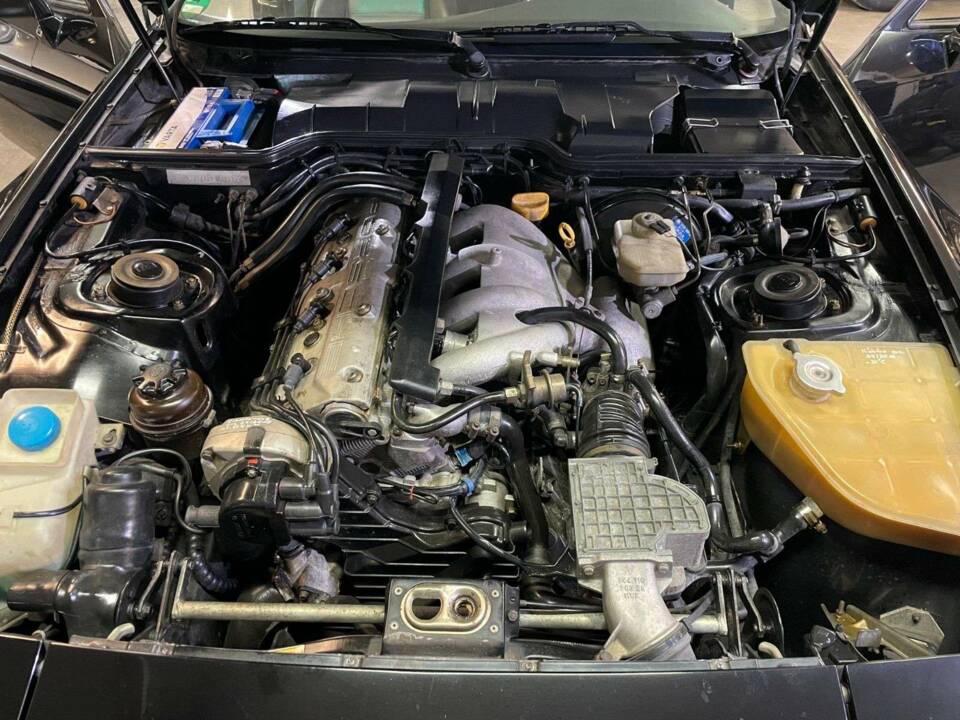 Image 20/20 of Porsche 944 S2 (1991)