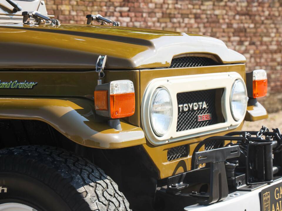 Image 23/50 de Toyota Land Cruiser BJ 40 (1979)