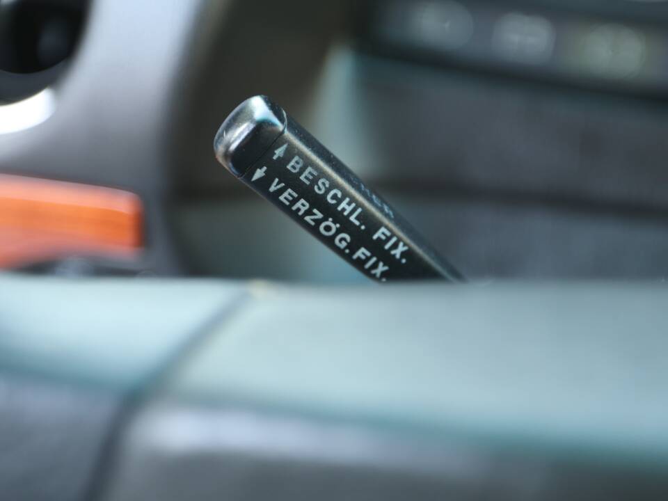 Image 11/24 of Mercedes-Benz 280 TE (1983)