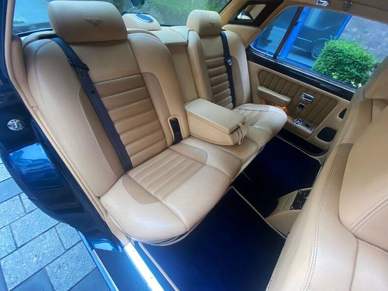 Imagen 23/50 de Bentley Brooklands R Mulliner (1998)