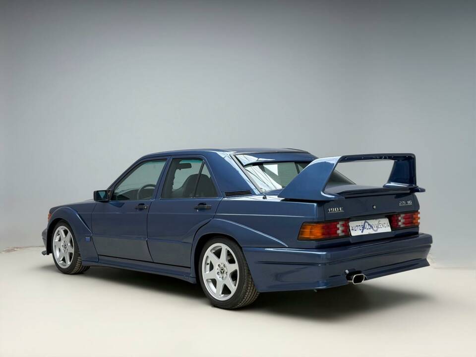 Image 18/28 of Mercedes-Benz C 180 (1994)