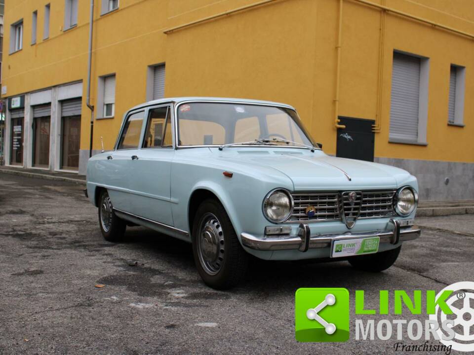 Image 3/10 of Alfa Romeo Giulia 1300 TI (1967)