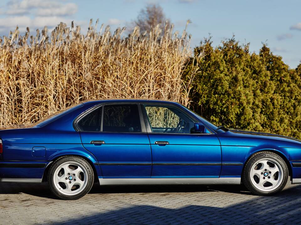 Bild 3/18 von BMW M5 (1992)