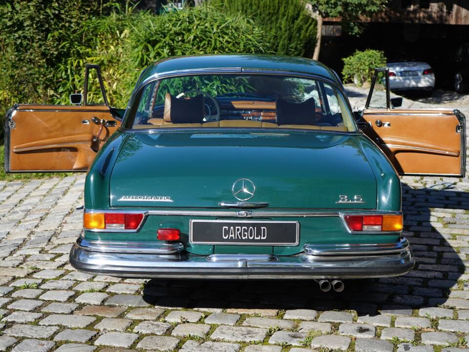 Image 9/17 de Mercedes-Benz 280 SE 3,5 (1970)