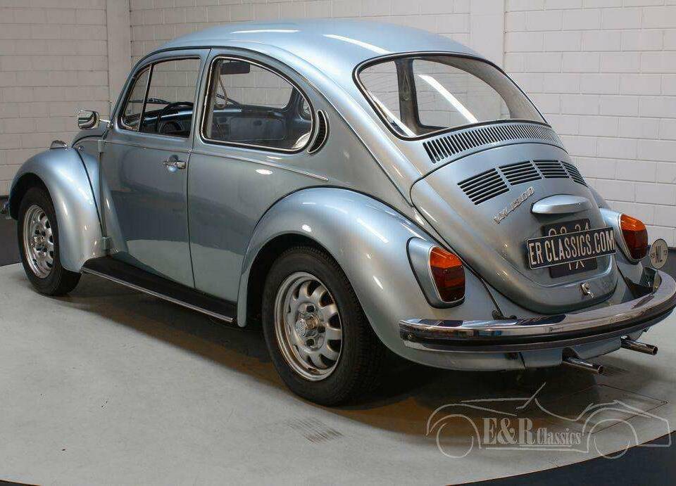 Afbeelding 7/19 van Volkswagen Beetle 1302 S &quot;Weltmeister&quot; (1972)