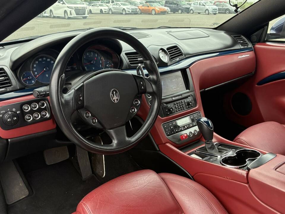 Immagine 10/39 di Maserati GranTurismo 4.2 (2008)