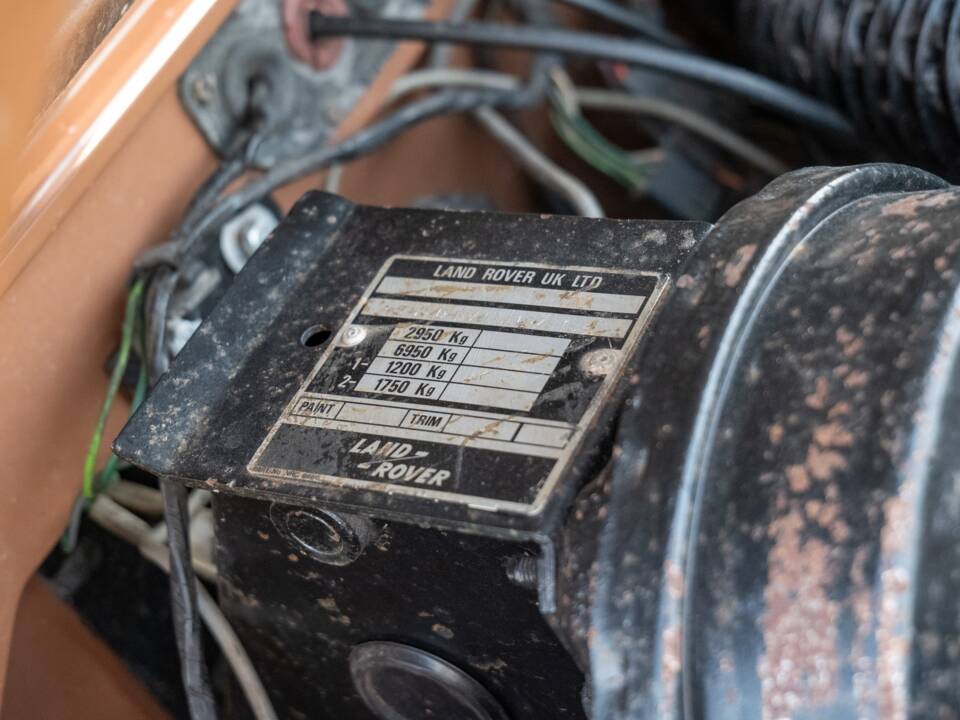 Image 24/33 of Land Rover Defender 110 (1983)