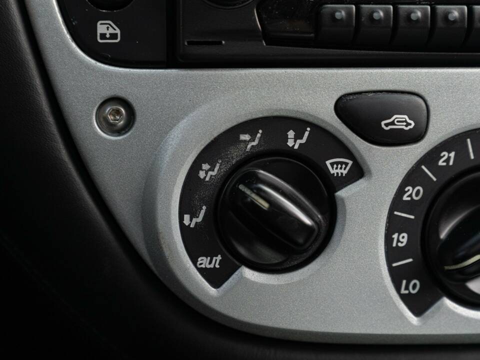 Image 39/50 of Ferrari 360 Modena (1999)