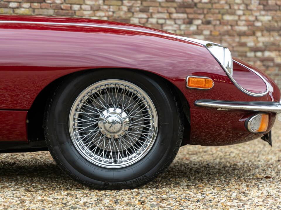 Imagen 47/50 de Jaguar Type E (2+2) (1969)
