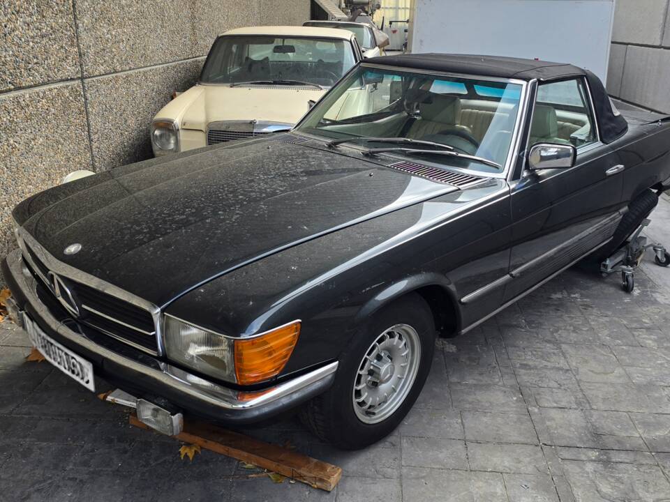 Immagine 1/34 di Mercedes-Benz 500 SL (1980)