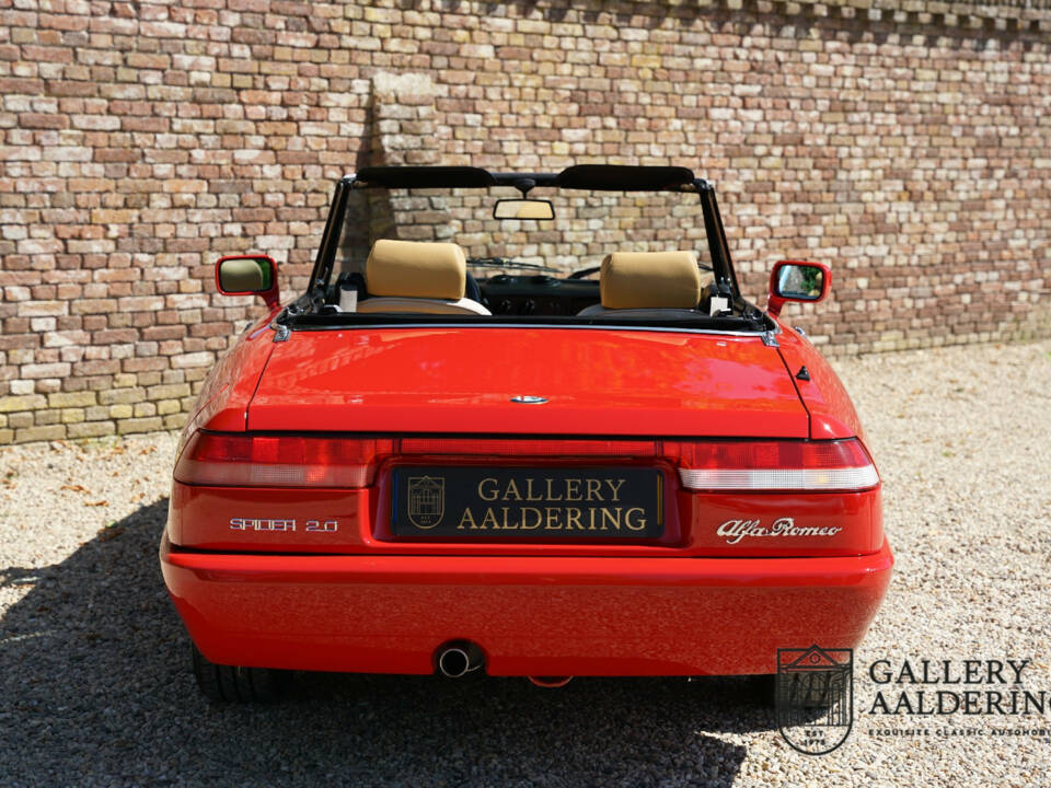 Afbeelding 6/50 van Alfa Romeo 2.0 Spider (1991)