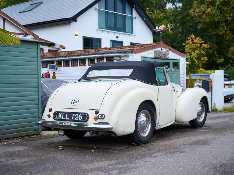 Bild 31/50 von Triumph 2000 Roadster (1949)